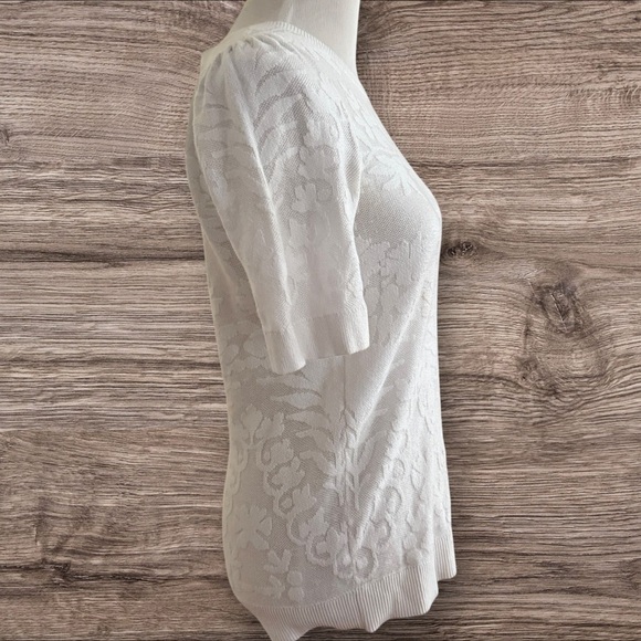 LOFT Light Weight White Short Sleeve Sweater Top - Size Small - Picture 2 of 5